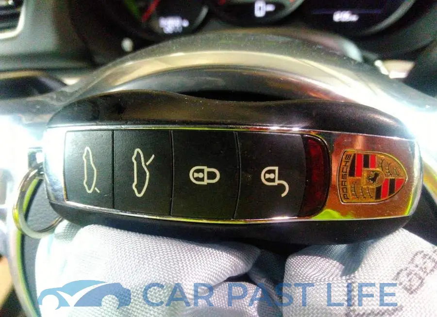 WP0AB2A83EK192153# 11
