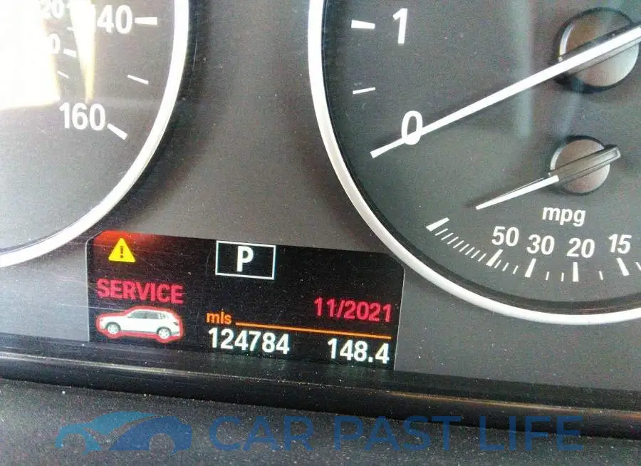 5UXWX9C50D0D02462# 7