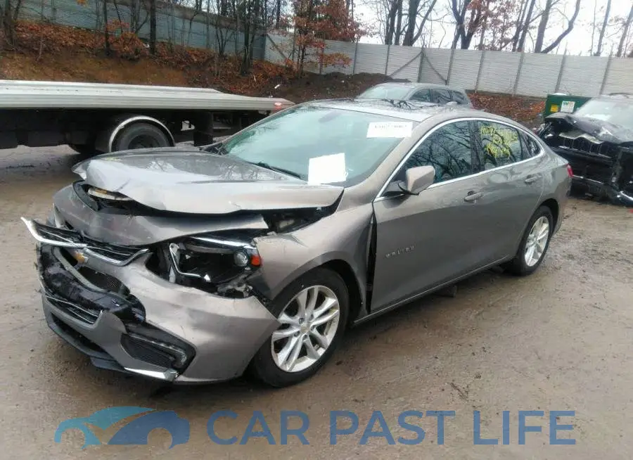 1G1ZD5ST8JF125898# 2