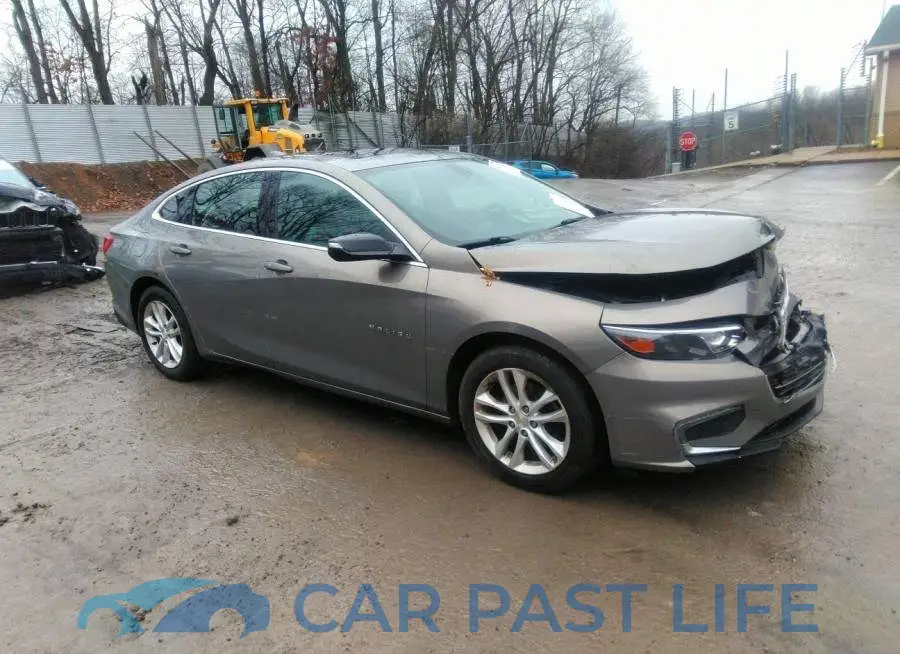 1G1ZD5ST8JF125898# 1