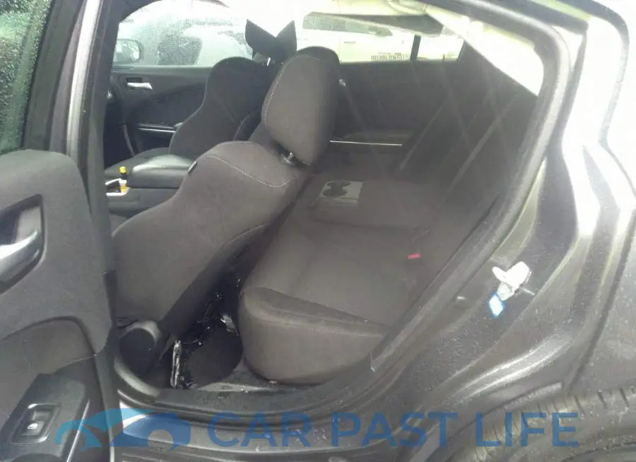 2C3CDXGJ5JH197306# 8