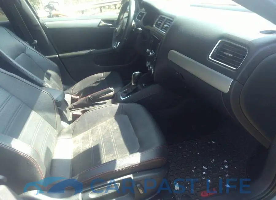 3VW467AJ6DM227516# 5