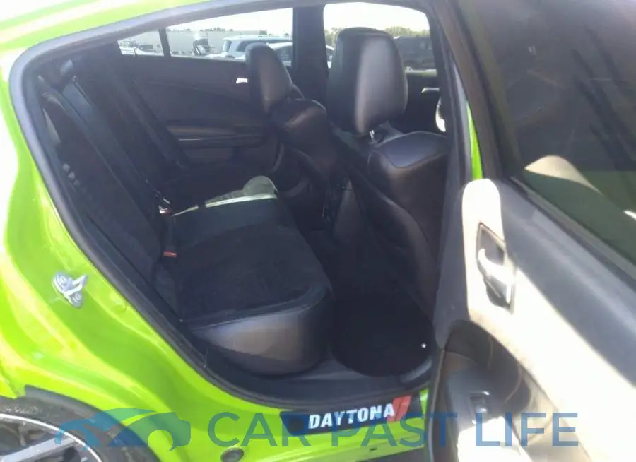2C3CDXCT5HH567011# 8