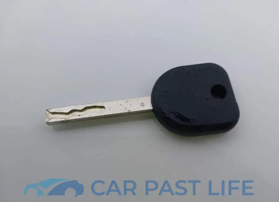 1G1JC5SH4E4102065# 11
