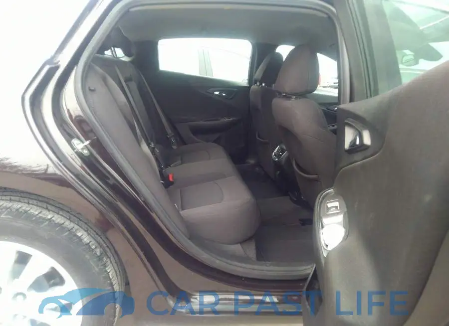 1G1ZD5ST7MF067805# 8