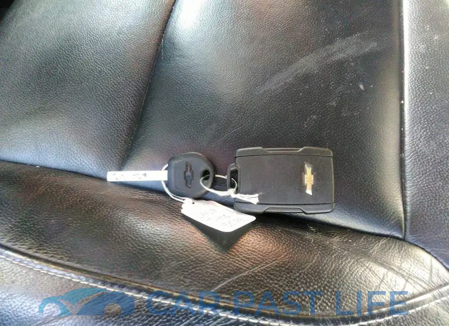 1GNSKBKC4KR303679# 11