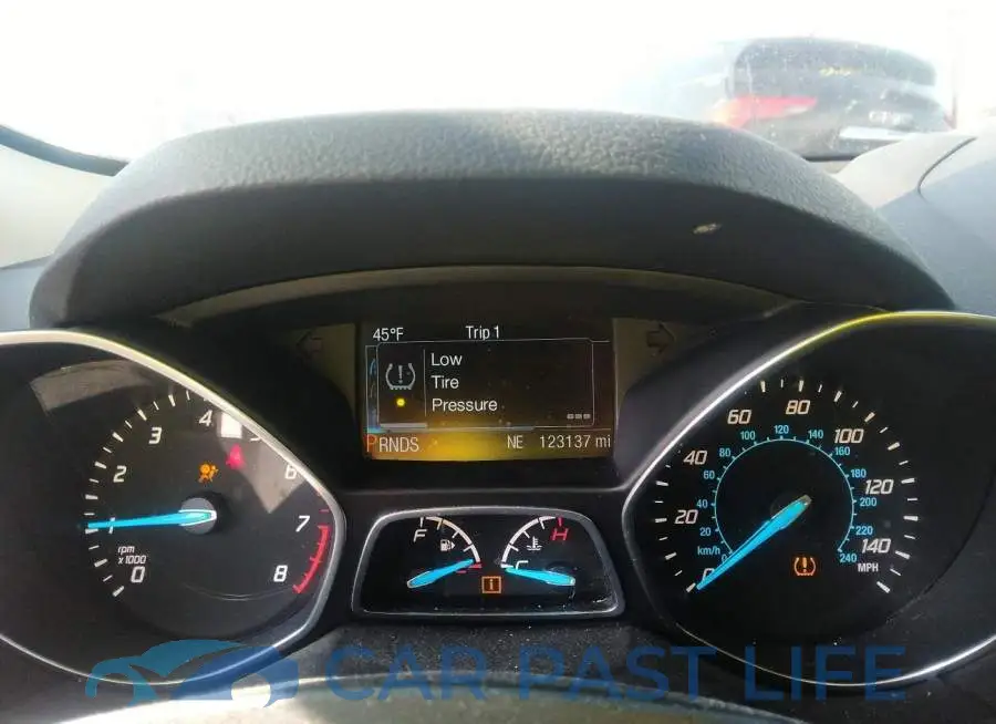1FMCU9J96EUA90320# 7