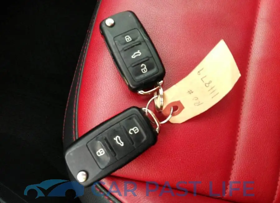 3VWVA7AT7DM612779# 11