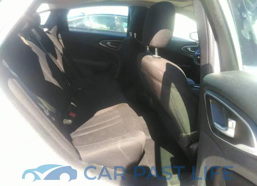1C3CCCAB1FN713897# 8