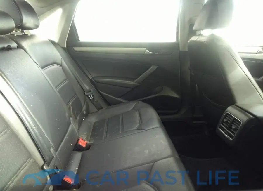 1VWBN7A33EC074950# 8