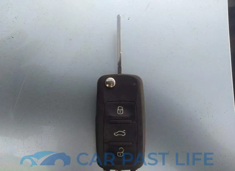1VWBN7A33EC074950# 11