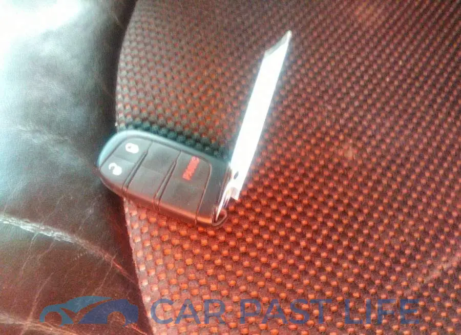 3C4PDCGG4FT611619# 11