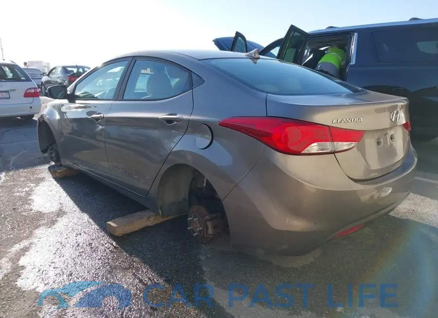 5NPDH4AE8DH236142# 3