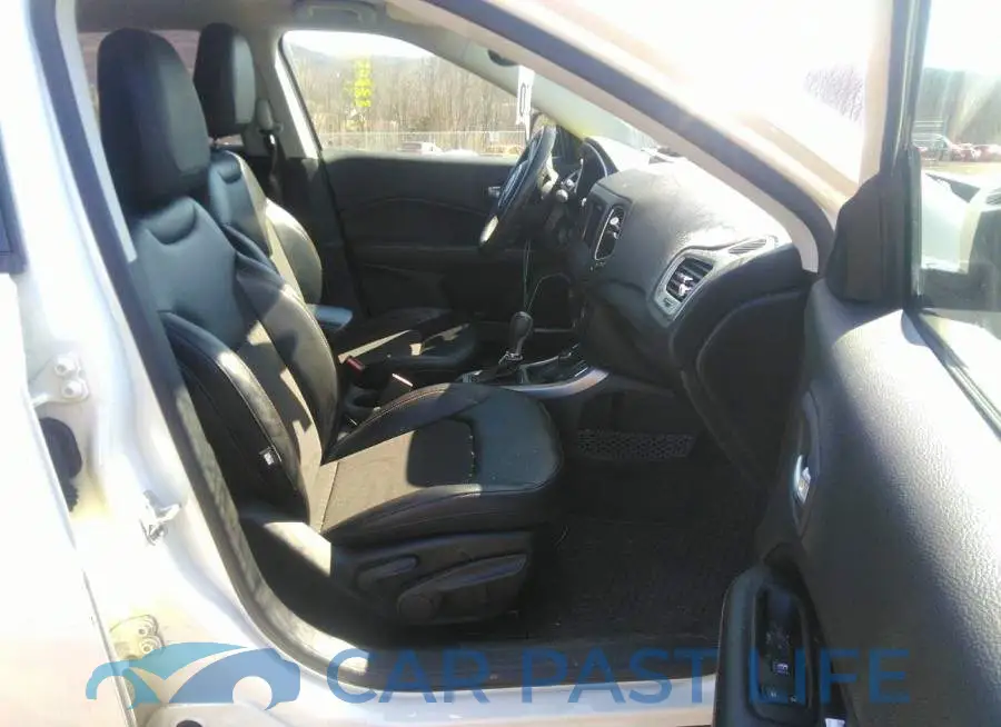 3C4NJDBB0JT112780# 5