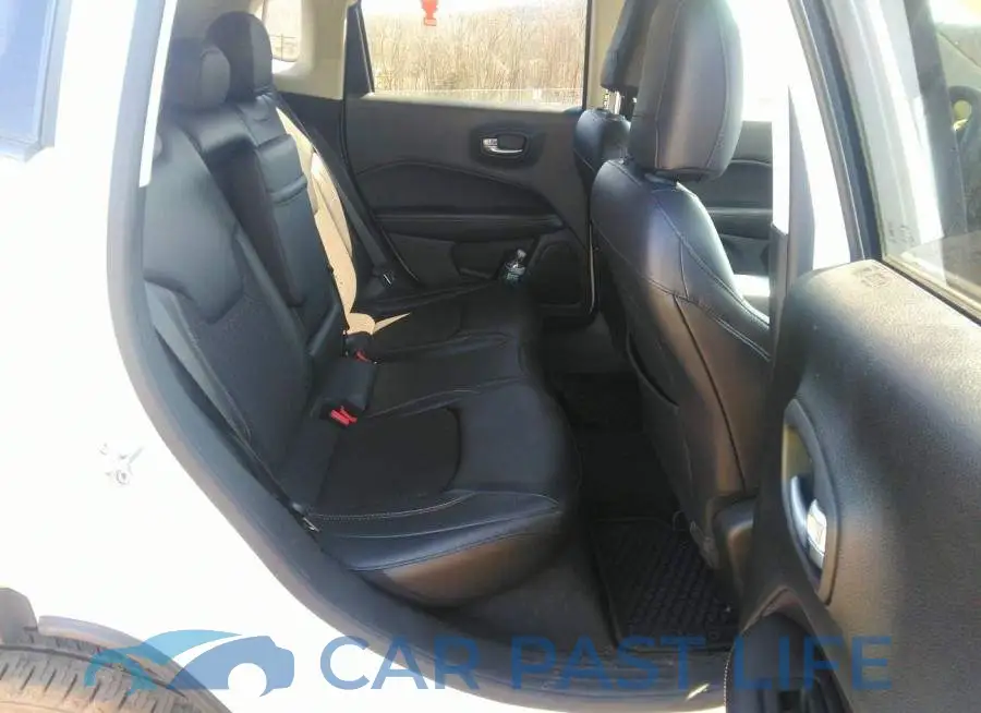 3C4NJDBB0JT112780# 8