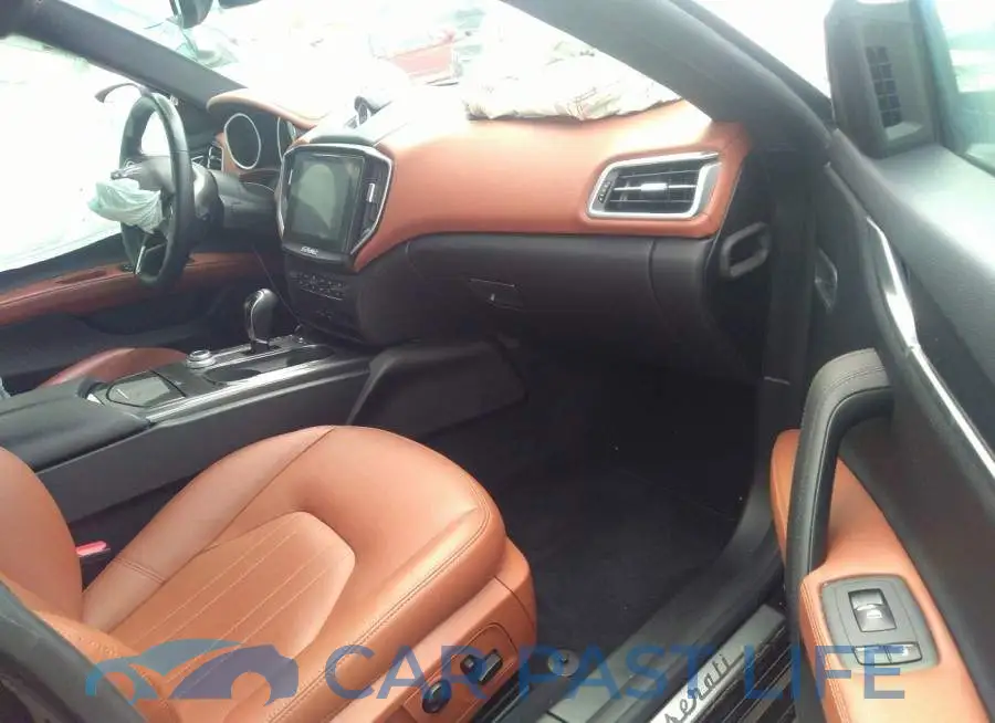 ZAM57YSA1J1276992# 5