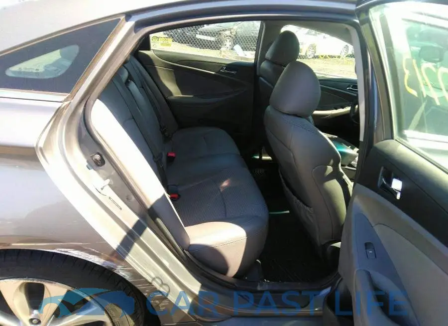 5NPEC4AC2DH777544# 8