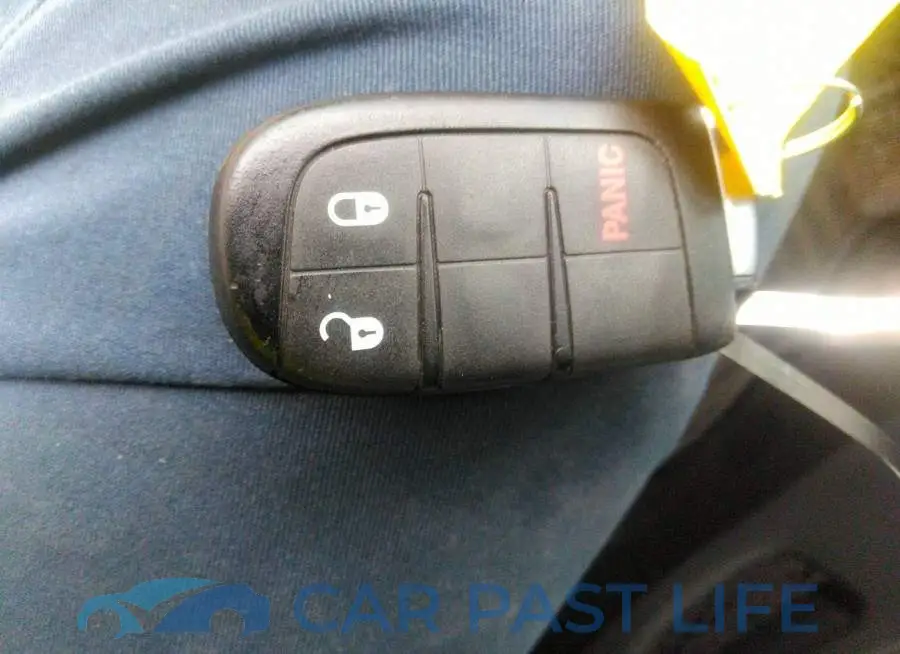 3C4PDCAB8LT270850# 11