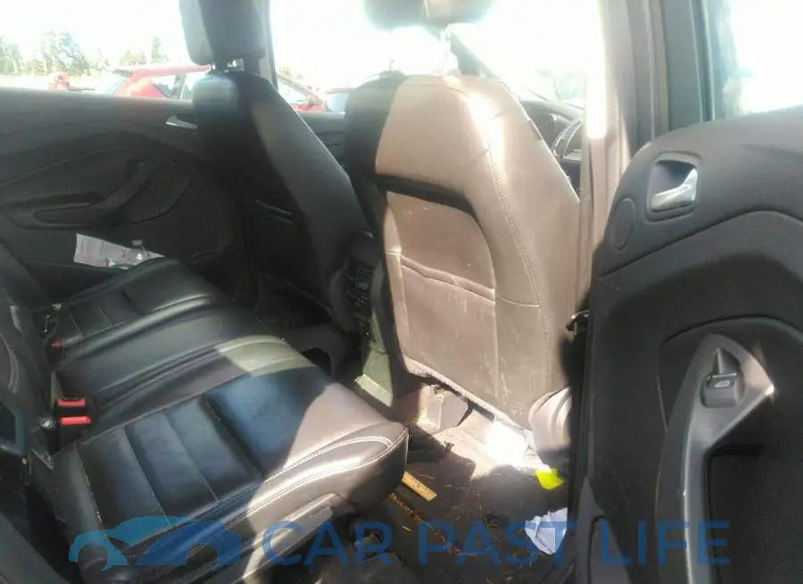 1FADP5BU2DL506692# 8