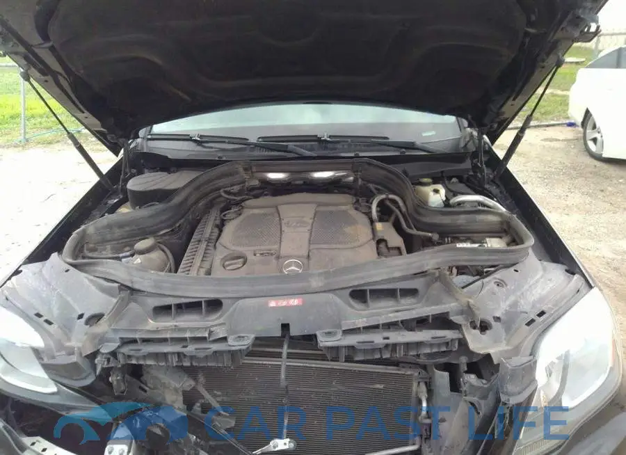 WDCGG5HB8EG215261# 10