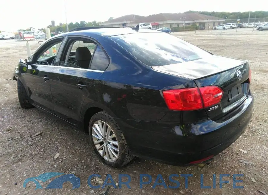 3VW3L7AJ8DM270615# 3