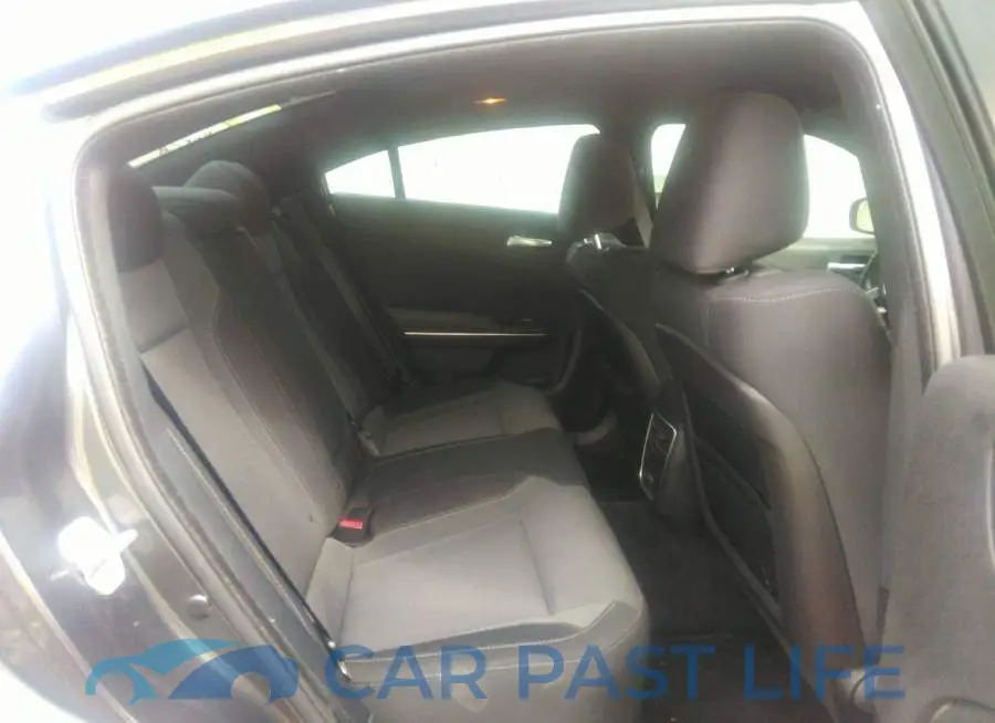 2C3CDXJG2FH875403# 8