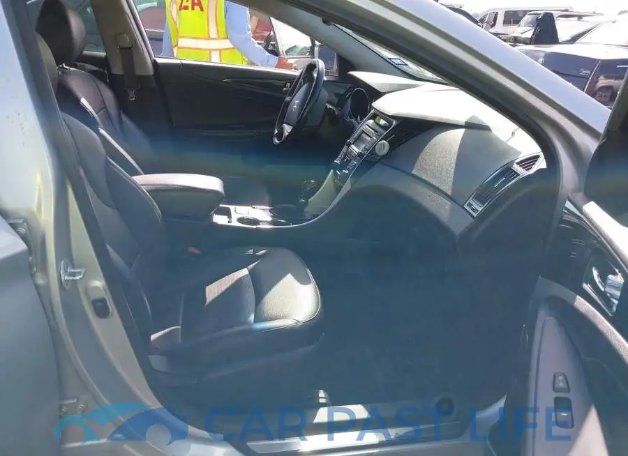 5NPEC4AC5EH917507# 5