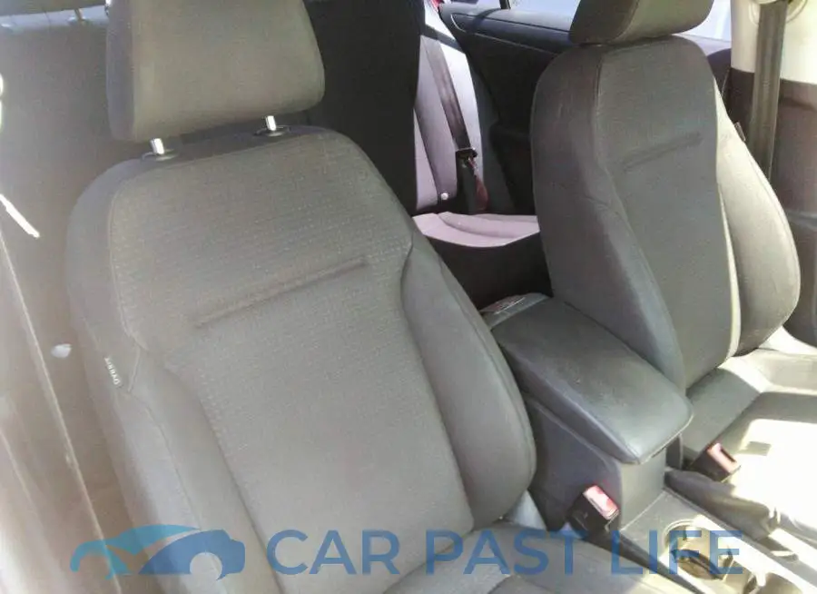 3VW267AJ9GM368172# 5
