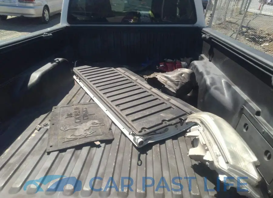 5TFNX4CN5EX039990# 8