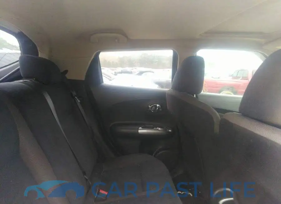 JN8AF5MV8DT225829# 8