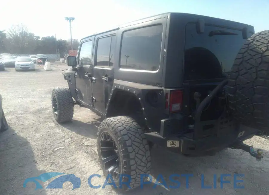 1C4BJWEGXFL752083# 3