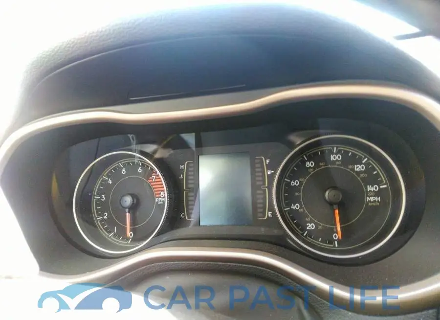 1C4PJMCS3HW529709# 7