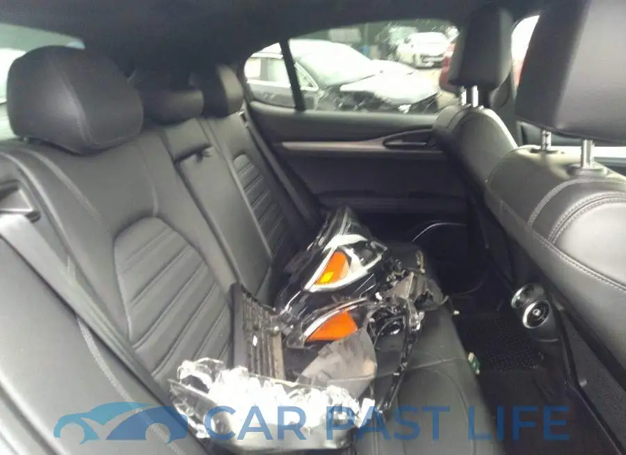 ZASFAKNN1J7B99244# 8