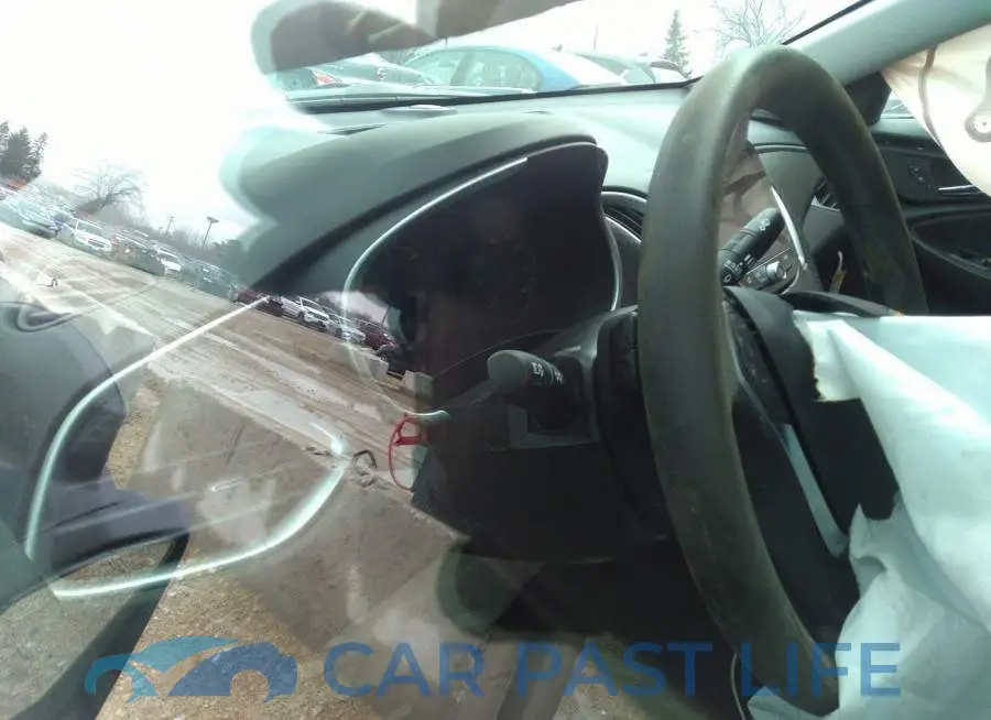 1G1ZB5ST6NF190048# 7