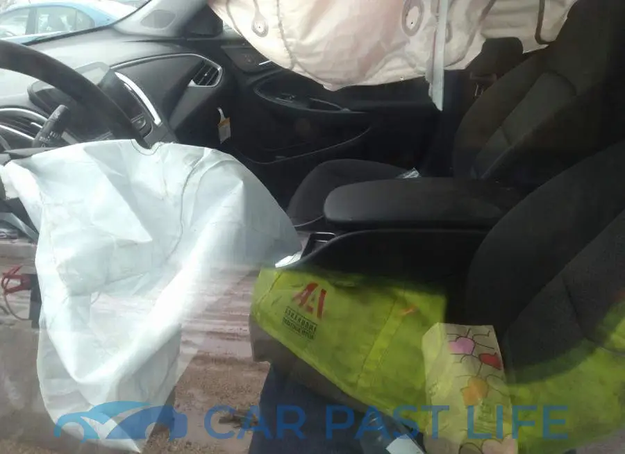 1G1ZB5ST6NF190048# 5