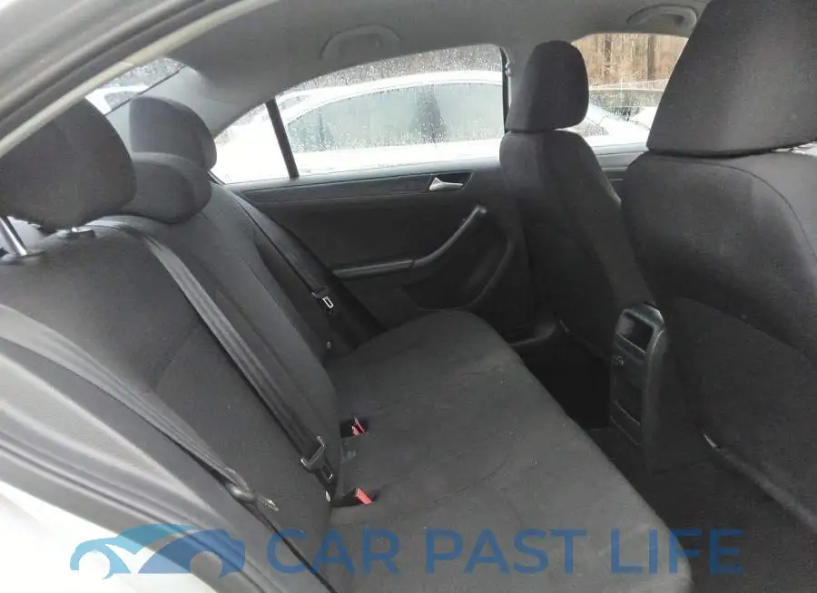 3VW267AJ4GM308784# 8