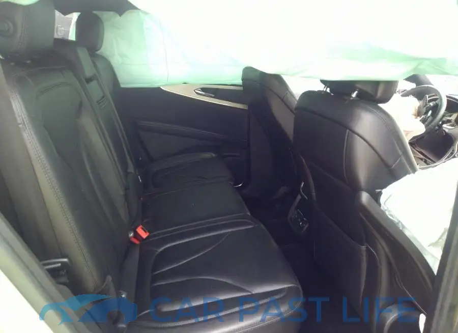 2LMPJ6JR5HBL18492# 8