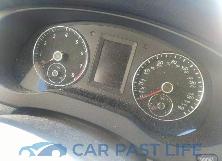 3VW4T7AJ9DM312455# 7