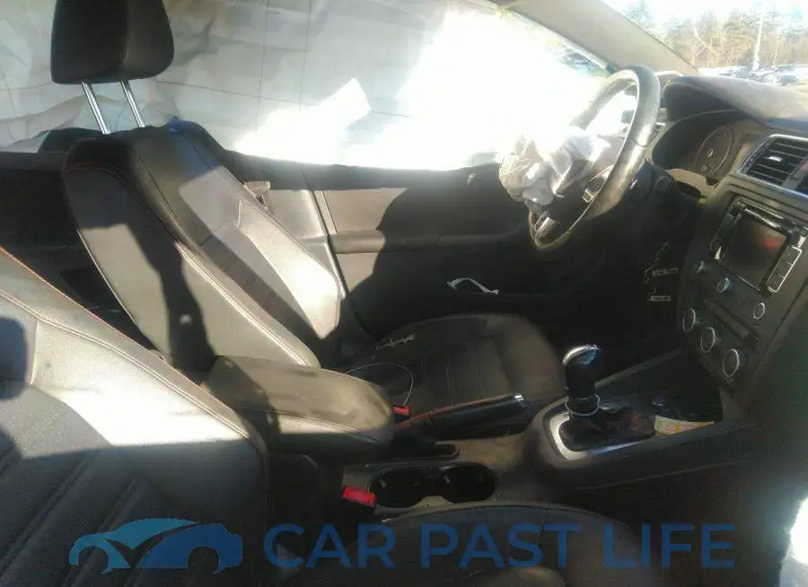 3VW4T7AJ9DM312455# 5