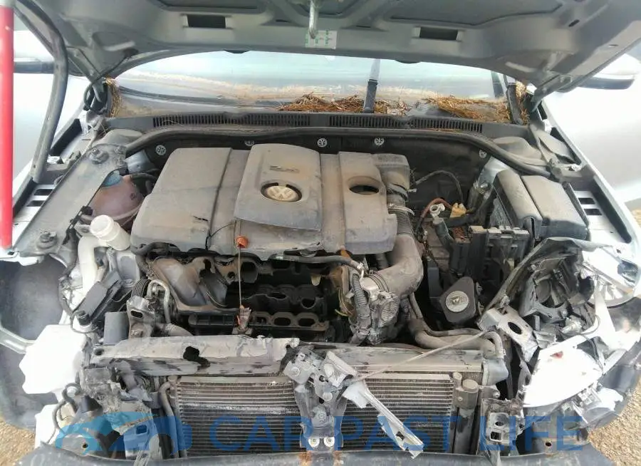 3VWDX7AJ4DM386239# 10