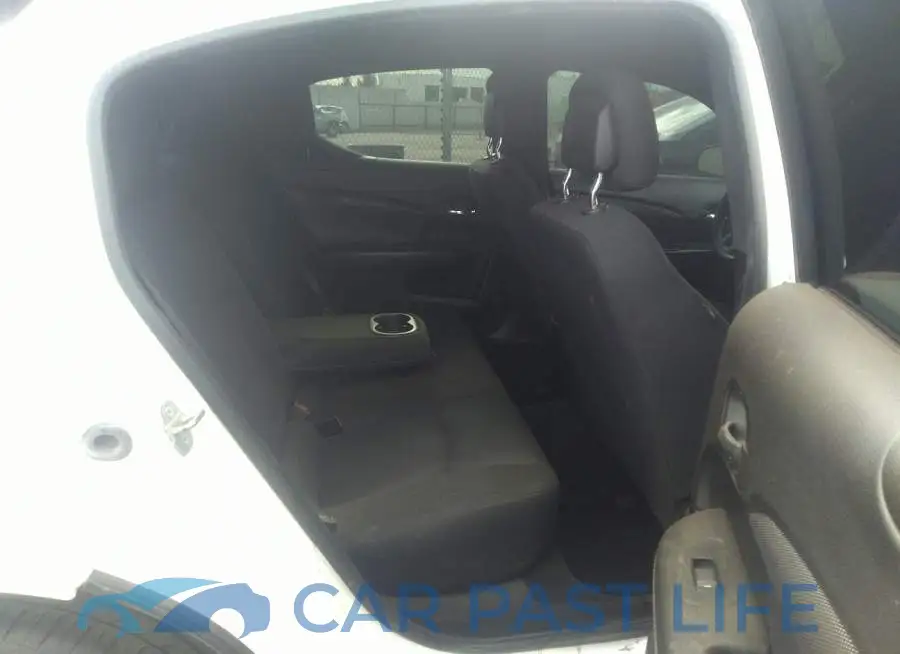 1C3CDZAG9EN184032# 8