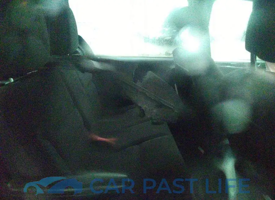 2C4RDGBG2KR584151# 8