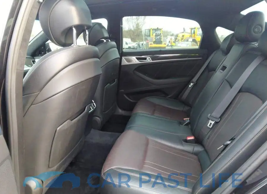 KMHGN4JB2JU280209# 8