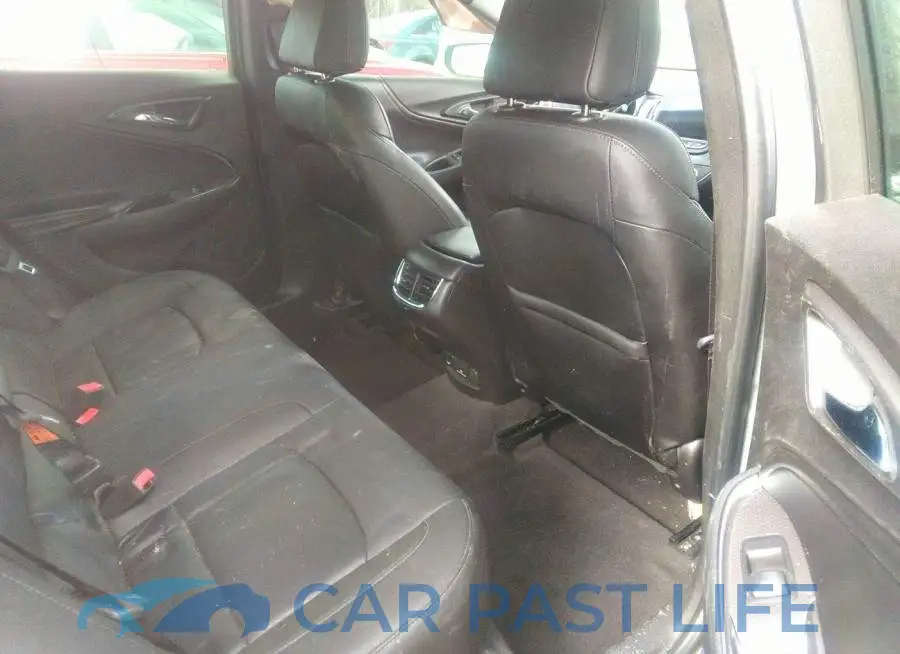 1G1ZE5ST8HF200798# 8