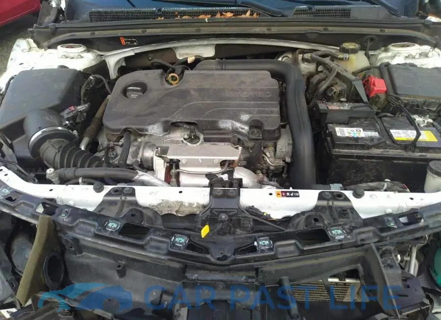 1G1ZD5ST6KF109863# 10