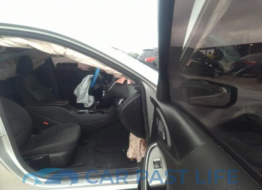 1G1ZB5ST6HF134860# 5
