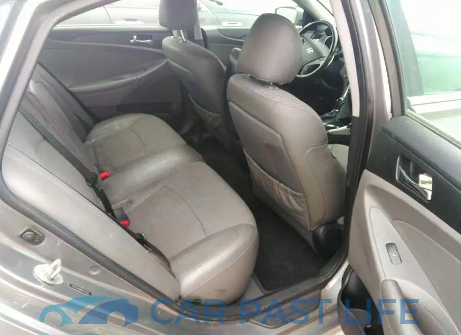 5NPEC4AB0DH524052# 8