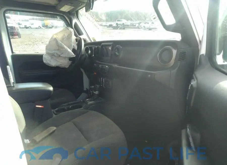 1C4HJXDG0JW128432# 5