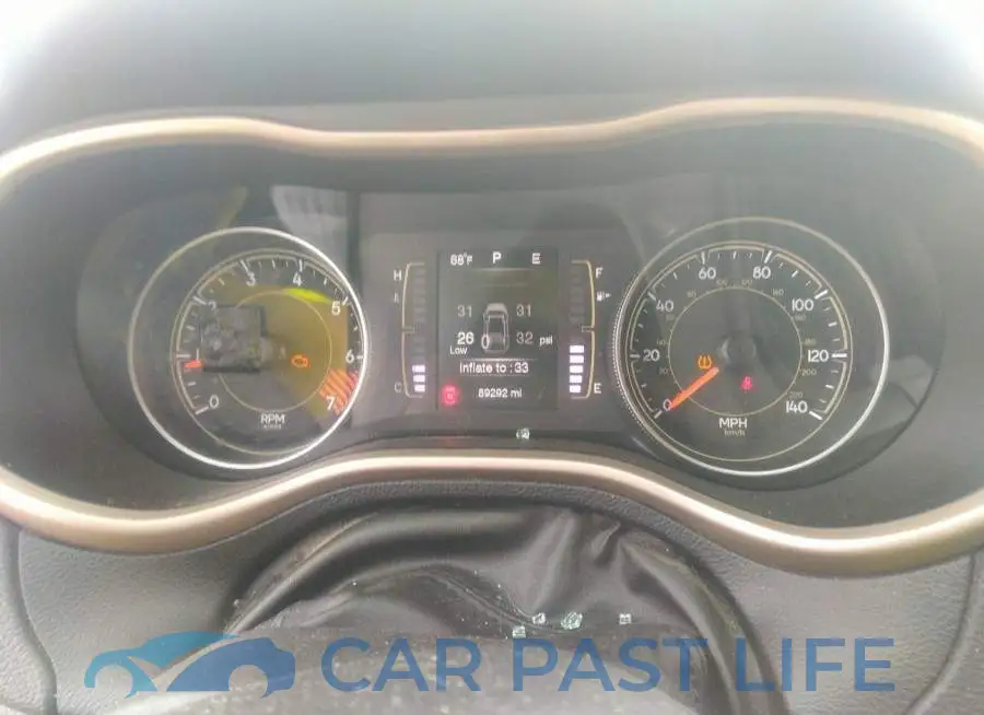 1C4PJLAB9FW695033# 7