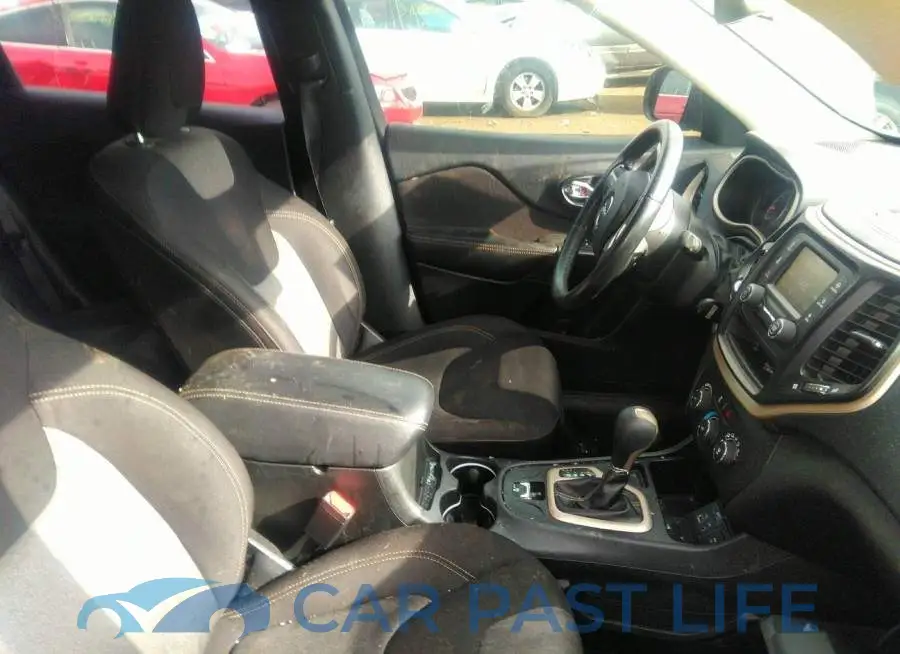 1C4PJLAB9FW695033# 5